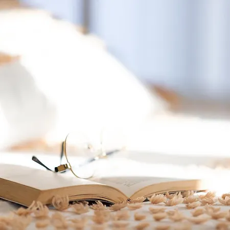 Marlen 180 View * Фанари